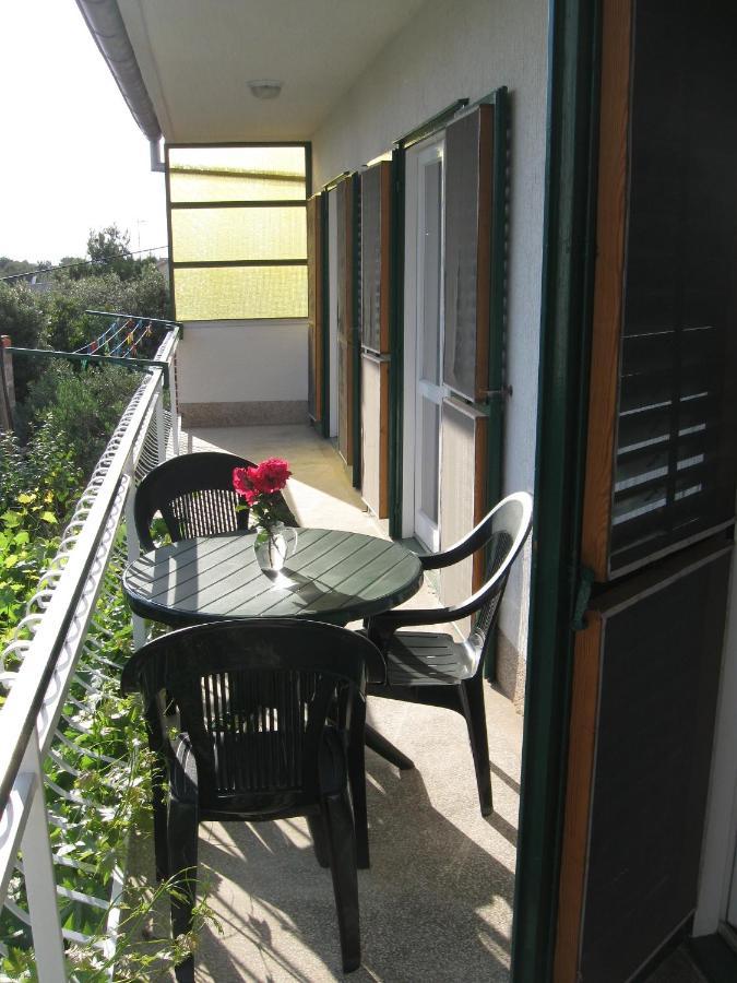 Apartments With A Parking Space Brodarica, Sibenik - 11262 Бродарица Экстерьер фото